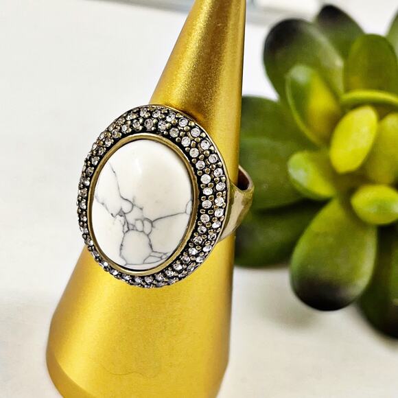 Chloe + Isabel Howlite and Pave Crystal Oval Ring - Picture 1 of 6
